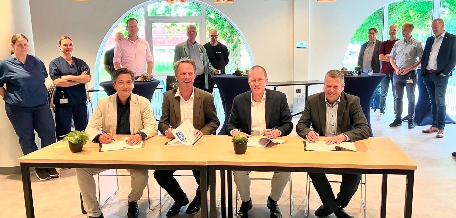 Ondertekening van het opleverdocument.